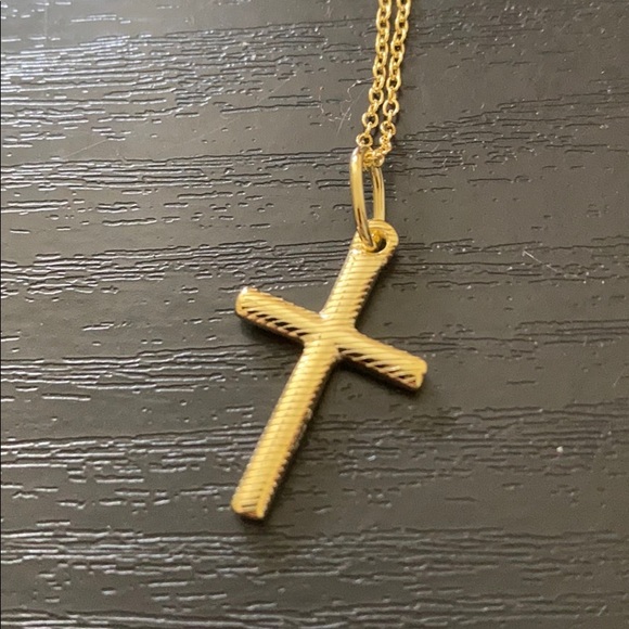 Savvy Cie 18K Yellow Gold Vermeil Cross Necklace - Picture 5 of 5